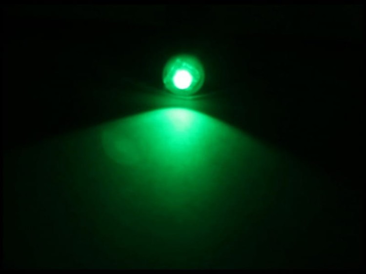 Żarówka Led W5W T10 1x FLUX 12V Zielony