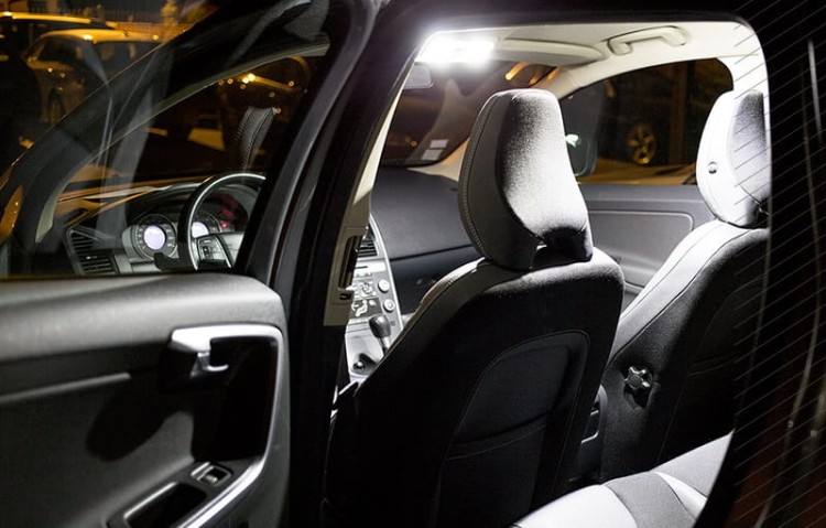 Peugeot 407 SW - Zestaw oświetlenie kabiny LED Standard 6000K - 8 żarówek