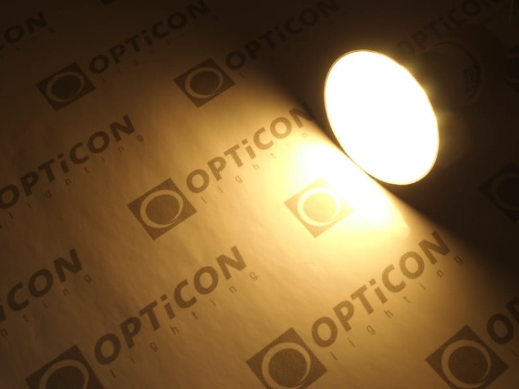Żarówka LED GU10 4W 10-30V DC 27x SMD 2835 Biały Ciepły 3000K 12V 24V OPTICON