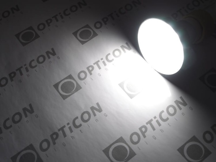 Żarówka LED GU10 4W 10-30V DC 27x SMD 2835 Biały Zimny 6000K 12V 24V OPTICON