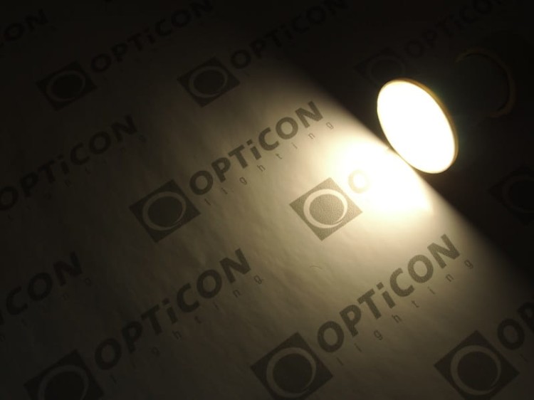 Żarówka LED GU11 2W 10-30V DC 12x SMD 2835 Biały Neutralny 4500K 12V 24V OPTICON
