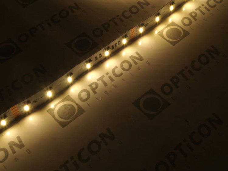 Taśma LED 24V 300x SMD 5050 4in1 12mm IP20 19,2W RGBW + Biały Ciepły 2700K OPTICON PREMIUM