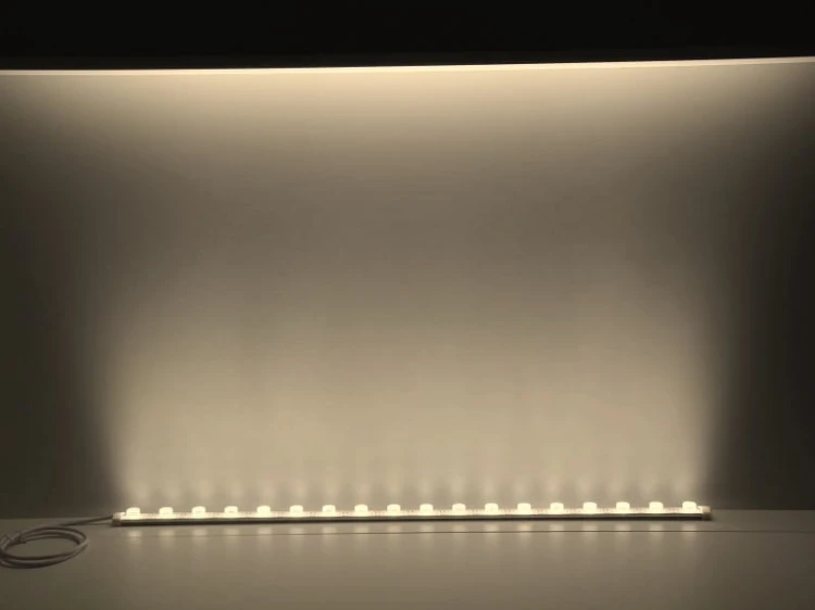 Lampa Liniowa LED IP20 100cm 28W 10x60st 18x SMD3030 Biały Neutralny 4000K z zasilaczem 230V