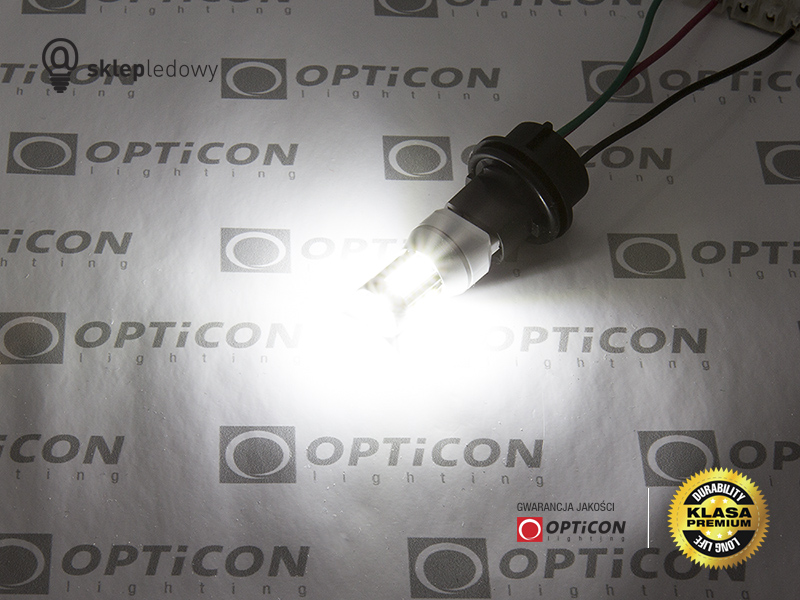 Żarówki W21/5W światła do jazdy dziennej DRL