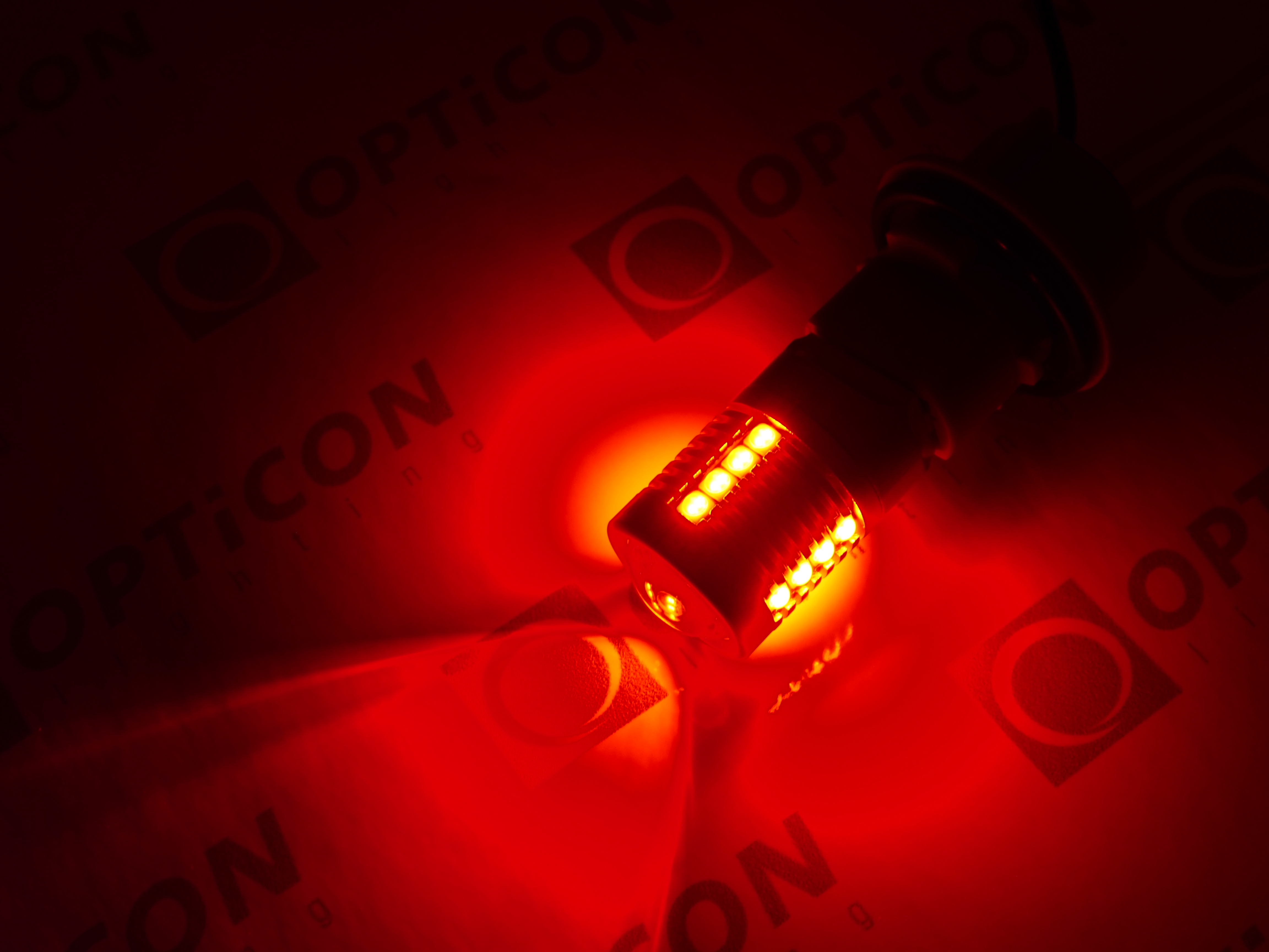 Żarówka Led W21/5W T20 7443 12V 20x SMD 3030 Czerwony CANBUS OPTICON PREMIUM