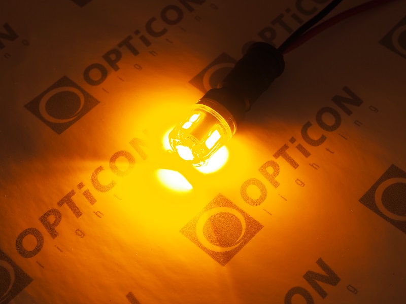 Żarówka LED W16W T15 12x SMD3030 12V Pomarańczowa OPTICON PREMIUM Pomarańczowa żarówka LED W16W T15 12x SMD3030 OPTICON Premium